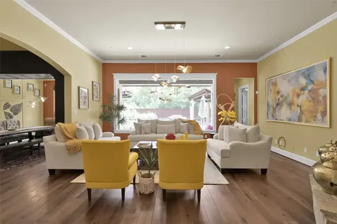 95 S Shimmering Aspen Circle Spring TX 77389