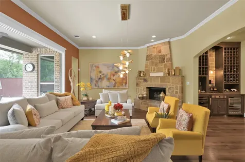 95 S Shimmering Aspen Circle Spring TX 77389