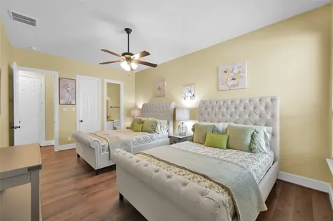 95 S Shimmering Aspen Circle Spring TX 77389
