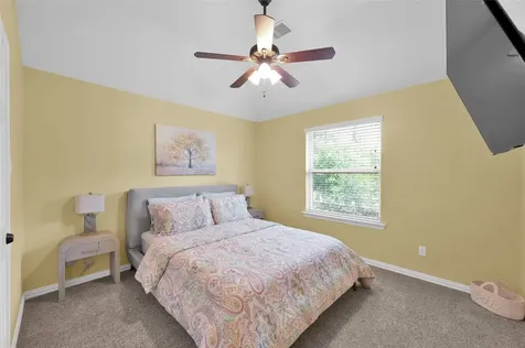 95 S Shimmering Aspen Circle Spring TX 77389