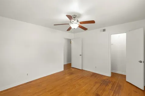 2015 Wycliffe Drive Houston TX 77043