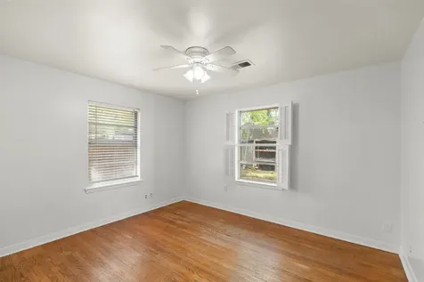 2015 Wycliffe Drive Houston TX 77043