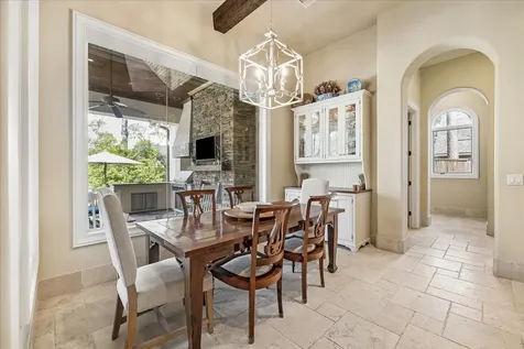 107 Willowend Drive Hunters Creek Village TX 77024