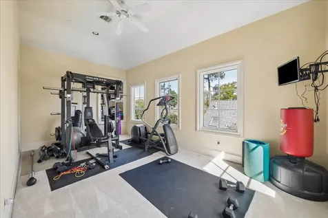 107 Willowend Drive Hunters Creek Village TX 77024