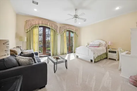 107 Willowend Drive Hunters Creek Village TX 77024