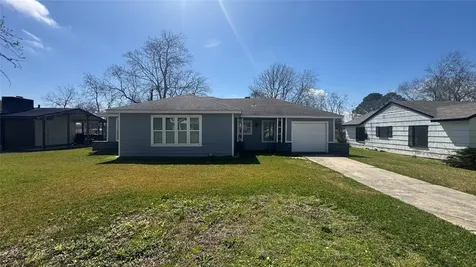 209 Lakewood Drive Baytown TX 77520