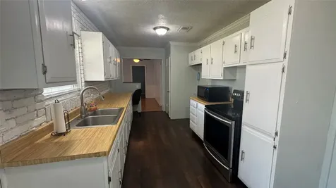209 Lakewood Drive Baytown TX 77520