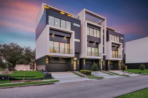 709 Memorial Heights Drive Houston TX 77007