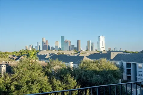 709 Memorial Heights Drive Houston TX 77007