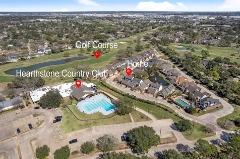 7671 Ameswood Road Houston TX 77095