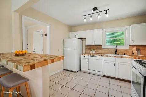 126 Bonita Avenue Galveston TX 77550