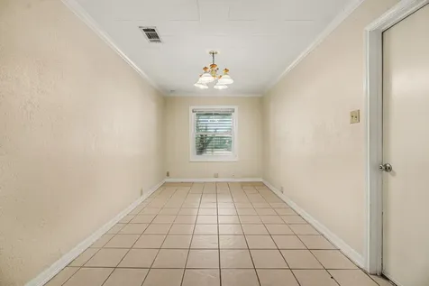 126 Bonita Avenue Galveston TX 77550