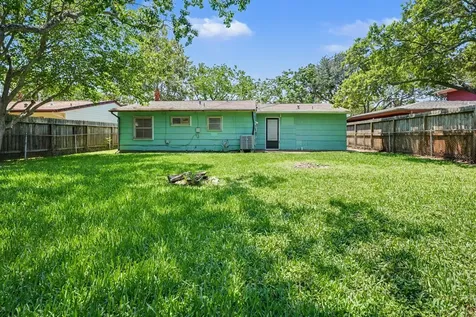 126 Bonita Avenue Galveston TX 77550