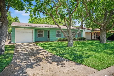 126 Bonita Avenue Galveston TX 77550