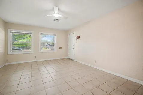126 Bonita Avenue Galveston TX 77550