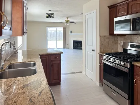 29219 Waltham Street Spring TX 77386