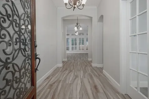 203 S Brooksedge Circle The Woodlands TX 77382