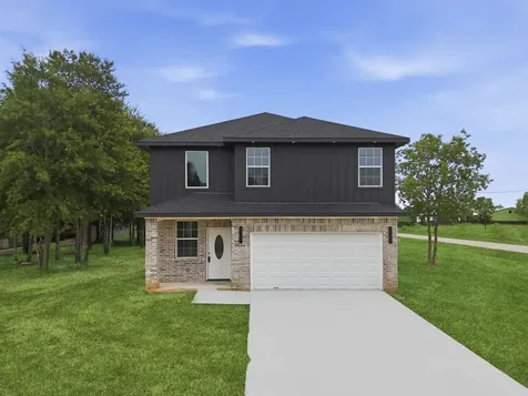 1544 County Road 3548 Cleveland TX 77327