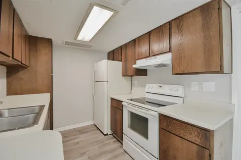 12905 Woodforest Boulevard 607 Houston TX 77015