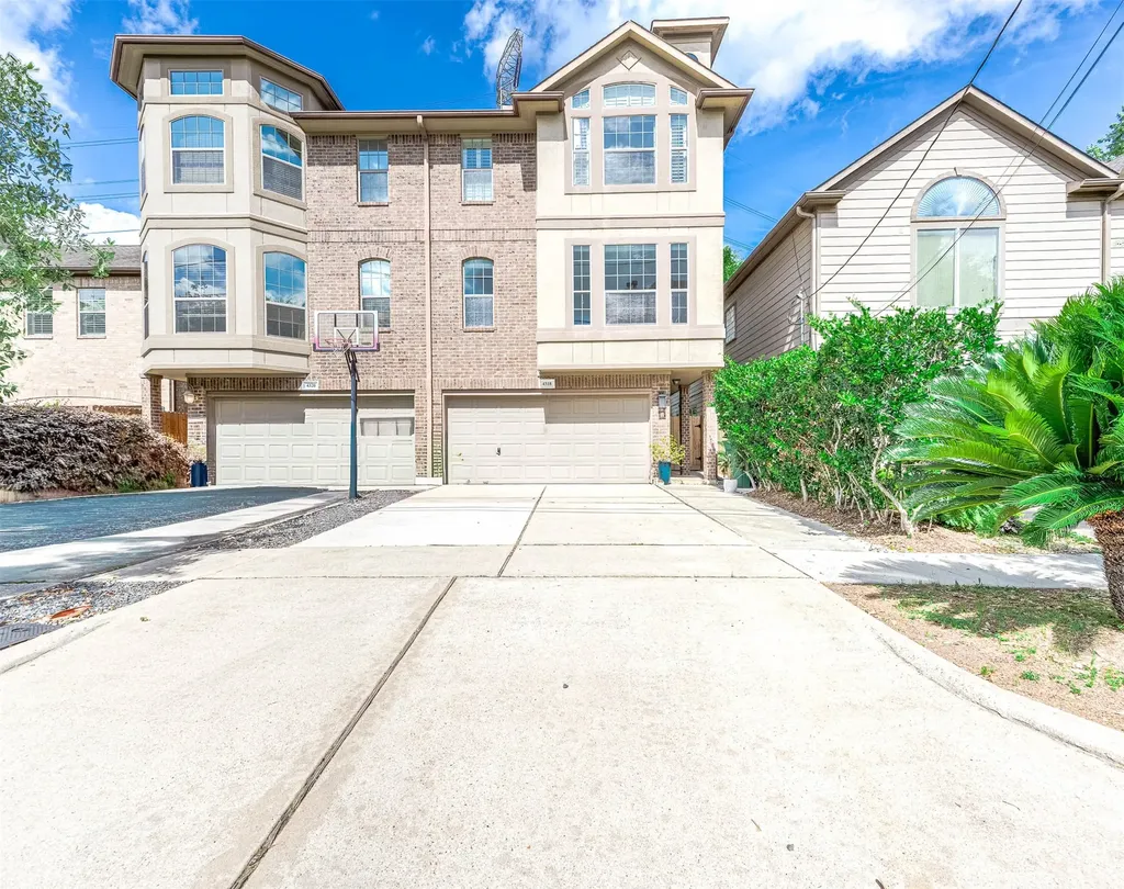 4318 Childress Street Houston TX 77005