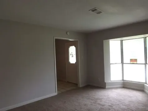 501 S Holmes Street La Porte TX 77571
