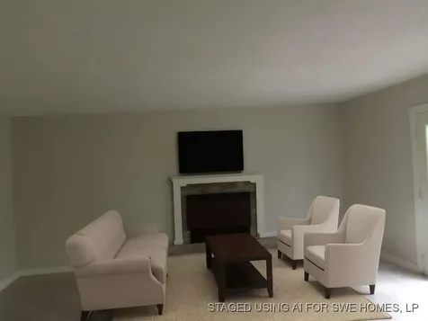 501 S Holmes Street La Porte TX 77571