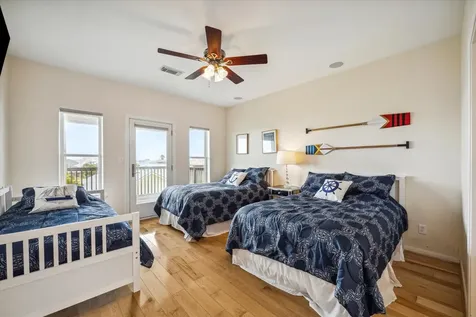 4015 Warchest Court Galveston TX 77554