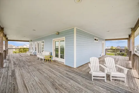 4015 Warchest Court Galveston TX 77554