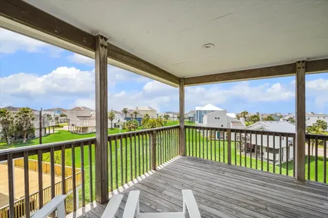 4015 Warchest Court Galveston TX 77554