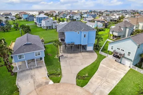 4015 Warchest Court Galveston TX 77554