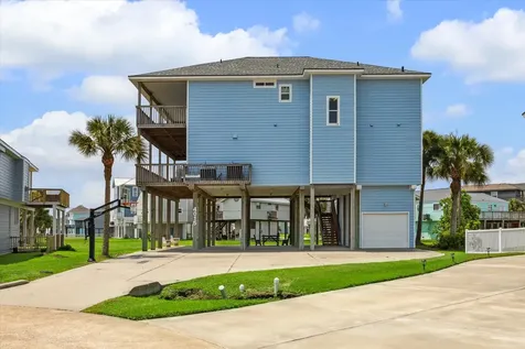 4015 Warchest Court Galveston TX 77554