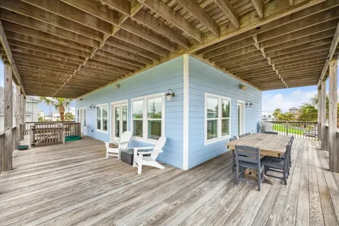 4015 Warchest Court Galveston TX 77554