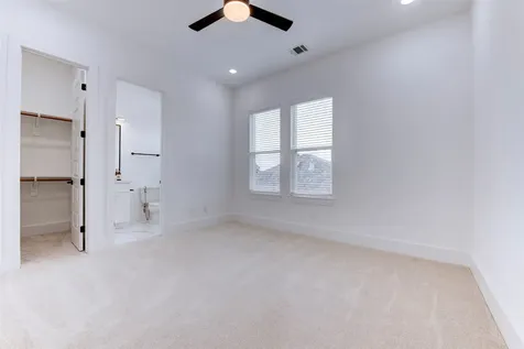 861 Fisher Street G Houston TX 77018