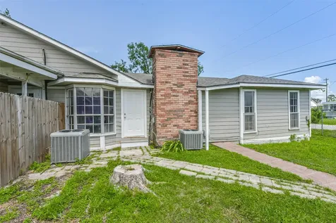 14249 Brownsville Street Houston TX 77015