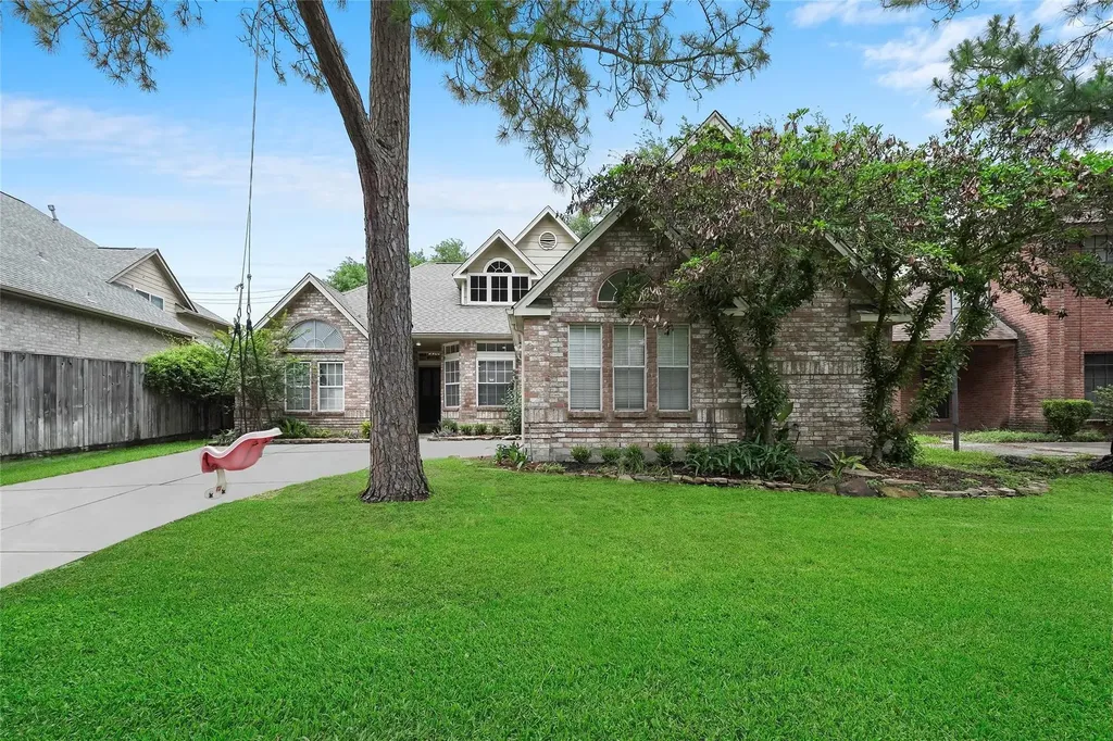 11530 Wickhollow Lane Houston TX 77043