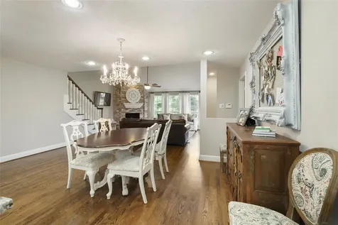 11530 Wickhollow Lane Houston TX 77043