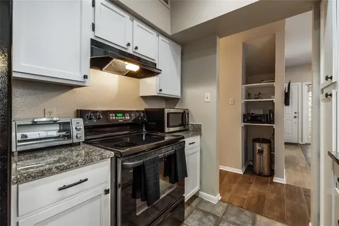 8055 Cambridge Street 43 Houston TX 77054