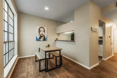 8055 Cambridge Street 43 Houston TX 77054