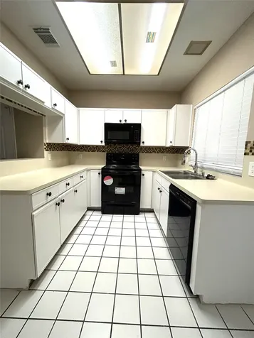 2910 Grants Lake Boulevard 1303 Sugar Land TX 77479