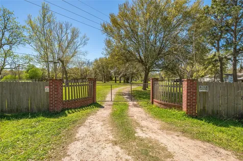 6009 Terrebonne Road Hitchcock TX 77563