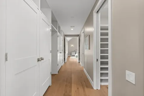 309 Avenue Of Oaks Street Houston TX 77009