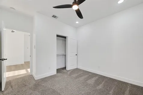 9334 Waller Street Houston TX 77012