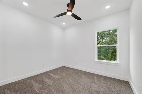 9334 Waller Street Houston TX 77012