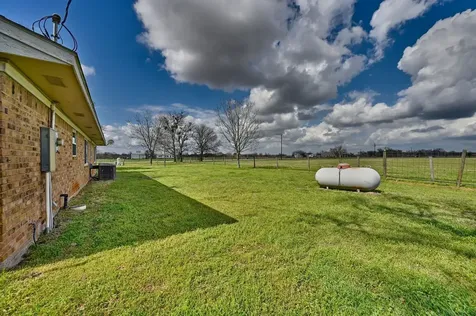 3249 Newsom Road Bellville TX 77418