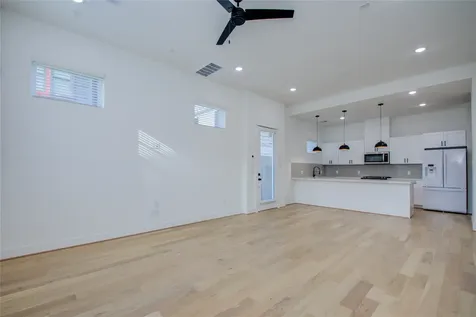 3206 Live Oak Street Houston TX 77004
