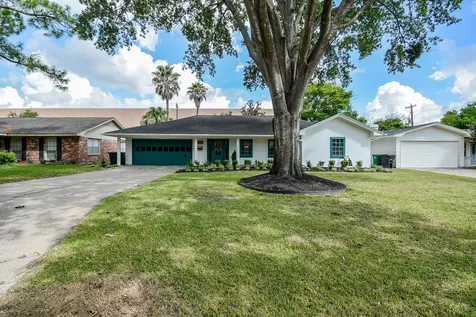 9614 Val Verde Street Houston TX 77063