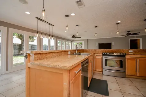 9614 Val Verde Street Houston TX 77063