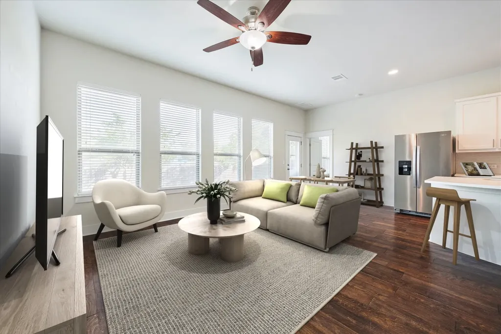 13001 Hymeadow Drive 23 Austin TX 78729