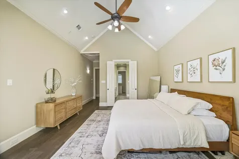 515 Otto Street East Bernard TX 77435