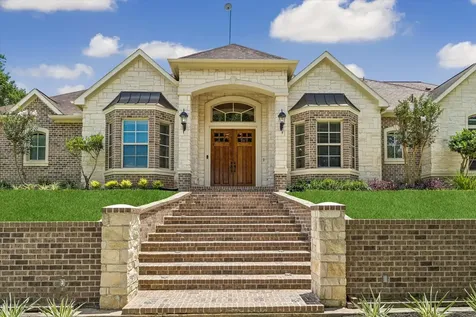 515 Otto Street East Bernard TX 77435